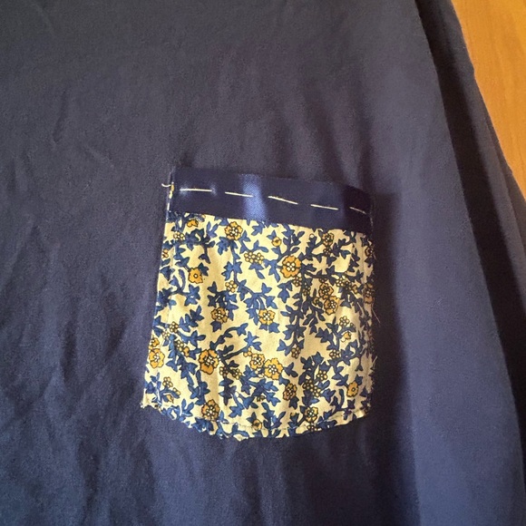 Women’s plus 2XL long sleeve top - Picture 2 of 4